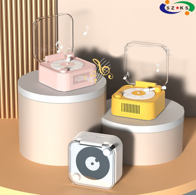 Creative New Portable Card Mini Record Player Desktop Creative Ornaments Gift Retro Turntable Wireless Bt Speaker