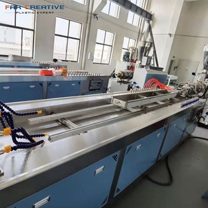 Profil <span class=keywords><strong>de</strong></span> goulotte <span class=keywords><strong>de</strong></span> câble <span class=keywords><strong>de</strong></span> panneau <span class=keywords><strong>de</strong></span> mur en plastique <span class=keywords><strong>de</strong></span> <span class=keywords><strong>Pvc</strong></span> faisant la ligne <span class=keywords><strong>de</strong></span> machine d'extrusion pour le panneau d'armoire <span class=keywords><strong>de</strong></span> seuil <span class=keywords><strong>de</strong></span> porte et <span class=keywords><strong>de</strong></span> cadre <span class=keywords><strong>de</strong></span> <span class=keywords><strong>fenêtre</strong></span> <span class=keywords><strong>de</strong></span> plafond - Product Image 5