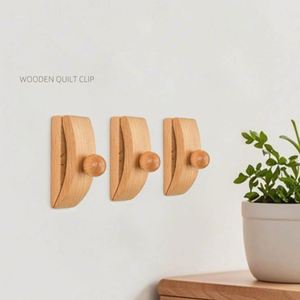 Colgadores de Madera Personalizados al por Mayor para Arte, Abrazaderas Pequeñas para Mantas, Colgadores de Pared de Madera para Edredones con Herrajes - Product Image 3