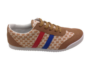 2020 transpirable y cómodo al por mayor personalizar <span class=keywords><strong>zapatillas</strong></span> <span class=keywords><strong>de</strong></span> deporte <span class=keywords><strong>de</strong></span> moda casual para hombres - Product Image 1