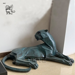 Arte moderna metallo astratto geometrico <span class=keywords><strong>animale</strong></span> sdraiato <span class=keywords><strong>pantera</strong></span> scultura a grandezza naturale giardino bronzo leopardo statua in vendita - Product Image 2