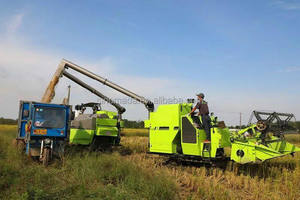 Moissonneuse-batteuse à blé de marque chinoise neuve, modèle 4LZ-8B1, à <span class=keywords><strong>prix</strong></span> avantageux - Product Image 6