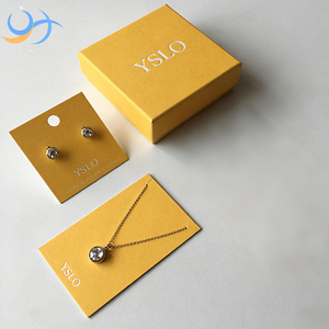 Cartes <span class=keywords><strong>de</strong></span> présentation <span class=keywords><strong>de</strong></span> bijoux en carton couleur Pantone avec logo personnalisé pour emballage <span class=keywords><strong>de</strong></span> colliers, bagues, boucles d'oreilles et créoles, gaufrées et <span class=keywords><strong>de</strong></span> taille personnalisée - Product Image 2