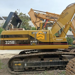 Excavatrice hydraulique sur chenilles Caterpillar 325BL d'occasion, économique en carburant et puissante, pour les travaux de construction et de bâtiment à grande échelle - Product Image 1