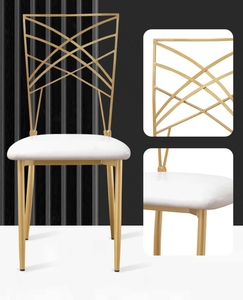 Silla Apilable de Metal Dorado Elegante y Moderna con Asiento Tapizado Blanco para Bodas, Banquetes, Fiestas y Eventos - Product Image 4