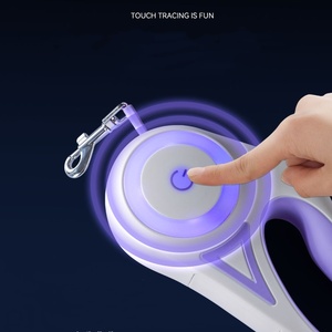 สายจูงสัตว์เลี้ยงแบบยืดหดได้ ไฟ LED  แข็งแรง ทนทาน ใช้งานสะดวก ป้องกันการพันกัน - Product Image 5