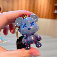 Mignon dessin animé résine fluide ours porte-clés sac pendentif suspendu décoration poupée petit cadeau porte-clés en gros