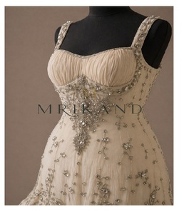Vestido de Noche Largo de Georgette para Mujer, con Exclusivo Trabajo en Pedrería, Diseño de Alta Costura para Fiestas y Recepciones de Boda - Product Image 2