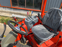 Tracteur agricole 4x4 robuste de 120 CV avec moteur et boîte de vitesses – Compatible avec le sous-soleur, le disque à herse, le motoculteur et le travail du sol