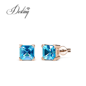 Pendientes cuadrados de princesa adornados con cristales de Swarovski Pendientes de tuerca simples Daisini de Plata de Ley 925 para mujer - Product Image 6
