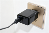 A2-35 Charger USB-A+C Kompak Original Pabrik, Casing Charger ABS untuk Ponsel dengan Colokan EU