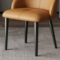 Chaise de salle à manger moderne en cuir à motif griffe de chat, chaise d'appoint avec dossier incurvé enveloppé, pieds en acier noir pour salle à manger, cuisine, café