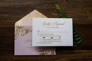 INVITATIONS DE MARIAGE EN ACRYLIQUE givrées en feuille <span class=keywords><strong>d</strong></span>'<span class=keywords><strong>or</strong></span> ORCHIDÉE de luxe avec <span class=keywords><strong>d</strong></span>étail en relief doré Cartes <span class=keywords><strong>d</strong></span>'information et enveloppe RSVP - Product Image 4