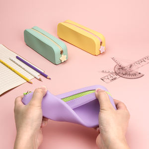 กระเป๋าใส่ปากกาซิลิโคนสำหรับเด็กเครื่องเขียนในโรงเรียนใหม่2025 - Product Image 4