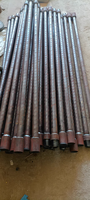 Tige de forage à marteau fond de trou en acier allié 42CrMo, surface lisse, sans soudure, filetage conique, diamètres de 50 mm à 89 mm, pour utilisation en forage fond de trou