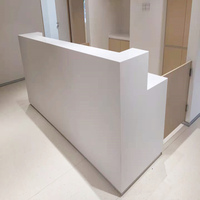 Comptoir de réception de luxe blanc, comptoir de réception moderne en surface solide, hôtel, salon de beauté, bureaux de réception
