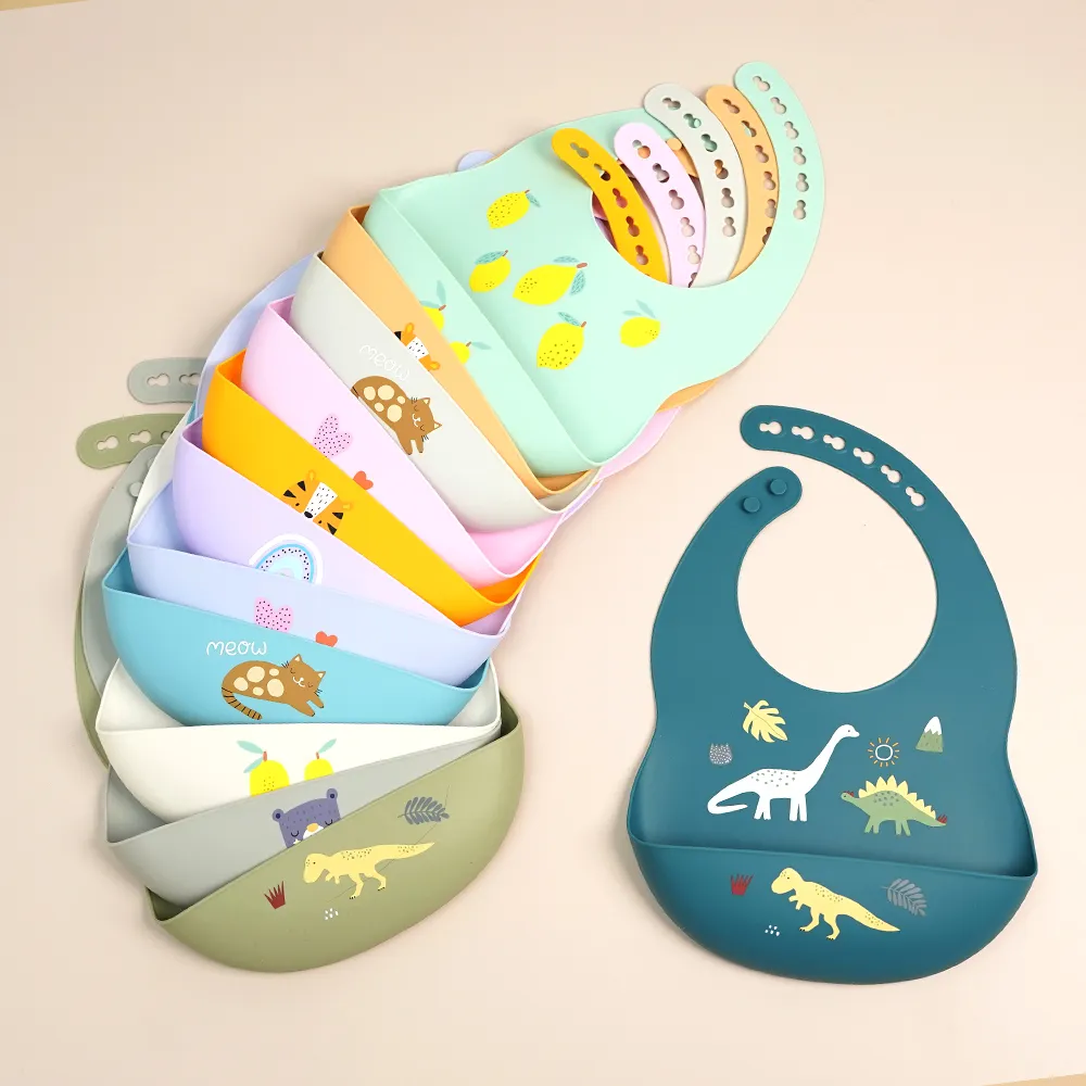 Sıcak satış silikon kişiselleştirilmiş hayvan Roll Up tasarımcı baskı su geçirmez Bpa ücretsiz silikon bebek önlüğü