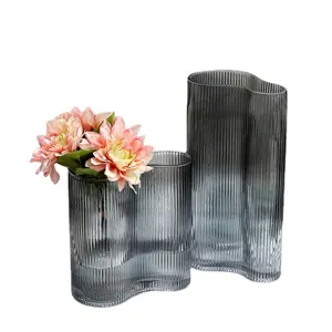 ins hot sale factory Wholesale Cheap Clear Glass Vase Transparent Wedding home art Decoration modern simple Shaped glass vase