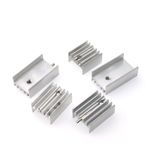 Dissipatore di Calore in Alluminio per Transistor 220/7805 15*10*16/20/25mm Dissipatore Elettronico con Perni - Product Image 2