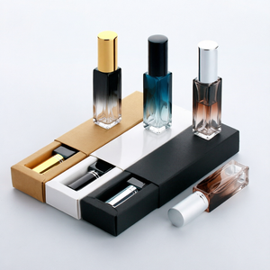 Envase Ecológico Recargable, Botella de Perfume Cuadrada de Vidrio Transparente con Atomizador de 10 ml para Envasado de Cosméticos - Product Image 1