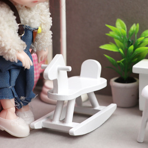 Meubles miniatures pour <span class=keywords><strong>maison</strong></span> de poupée 1:12, chambre d'enfant, berceau, cheval <span class=keywords><strong>à</strong></span> <span class=keywords><strong>bascule</strong></span> en bois blanc, chaise haute, tabouret - Product Image 3