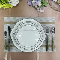 Assiettes de Présentation Blanches en Céramique Style Nordique pour Mariage, Vaisselle Décorative Lavable au Lave-Vaisselle pour Mariages (Vente en Gros)