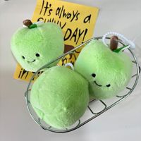 Porte-clés en peluche pomme verte mignonne, poupée en peluche fruitée Kawaii personnalisée, pendentif de sac en coton doux, breloque de sac à dos, cadeau pour enfants