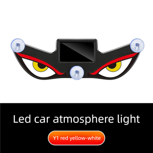 Lumière de décoration de fenêtre triangulaire à LED sans fil solaire, effet œil de démon, ambiance intérieure de voiture, sans câblage - Product Image 4