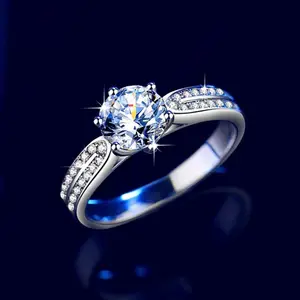 Joyería fina que vende corona caliente 2 quilates diamante Moissanite anillo de bodas plata esterlina