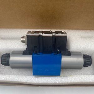 ระบบควบคุมไฮดรอลิก Rexroth R900949757 4WRAE10W1-60-2X/G24N9K31/F1V ของแท้ - Product Image 3