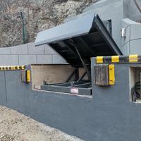 Niveleur de quai télescopique hydraulique de haute qualité 8 tonnes pour chargement et déchargement, extensible pour rampe de conteneurs