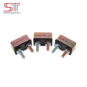 Interruptor protector de disyuntor impermeable de reinicio automático E511 12VDC para caravanas - Product Image 4