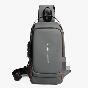 Nouvelle Sacoche Poitrine Grande Capacité Tendance avec Verrouillage par Mot de Passe Antivol, Interface USB Durable, Pliable, Porté Épaule Unique - Product Image 2