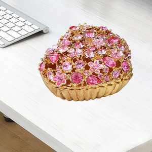 Оптовая продажа: розовая шкатулка в форме сердца с камнями для свадебных подарков, металлические украшения в форме сердца - Product Image 4