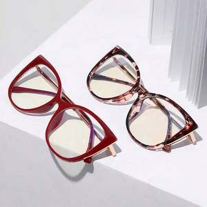 Gafas con Filtro de Luz Azul Transparentes Ópticas con Logotipo Personalizado, Modelo 2021, Montura de Metal TR90 con Diseño de Ojo de Gato para Mujer - Product Image 2