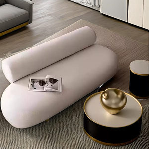Sofá Seccional Minimalista Escandinavo em Cor Creme, Tecido Microfibra, Almofadas Preenchidas com Espuma, Braços Curvados, Pernas de Madeira - Product Image 4