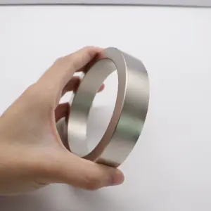 แหวนนีโอดิเมียมชุบนิกเกิล N52 OD100mm แม่เหล็กที่แข็งแกร่งเป็นพิเศษ