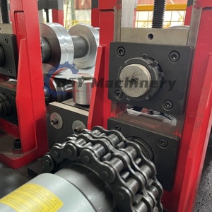 <span class=keywords><strong>Machine</strong></span> de fabrication de porte coulissante d'armoire en acier inoxydable à grande vitesse BSY - Product Image 5