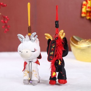 Année du cheval mascotte peluche 2026 Dragon cheval esprit Figurine pendentif porte-clés (y compris la boîte de couleur) poupée zodiaque poupée - Product Image 2