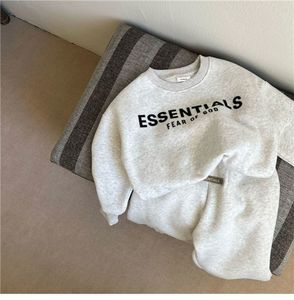 Bộ đồ thể thao thu đông bé trai bé gái in chữ thời trang 2 món áo hoodie - Product Image 4