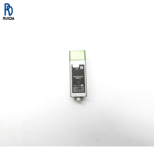 E3S-R1E2 12-24VDC UNMP Nuevo en Stock PLC Dedicado para Automatización Industrial y Programación PAC - Product Image 1