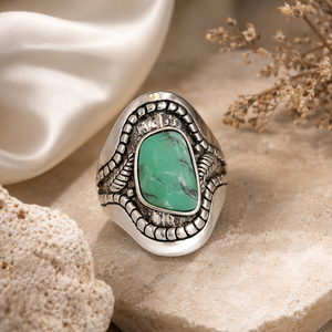 Anello Vintage con Design a Foglia per Donne, Anello Creativo Stile Marmo, Accessorio Retro per Dito - Product Image 1