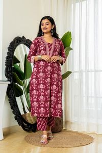 Pantalón Kurtis de 3 piezas más vendido, Dupatta, algodón pesado con trabajo hecho a mano, pantalones Kurtis paquistaníes para venta de exportación - Product Image 4