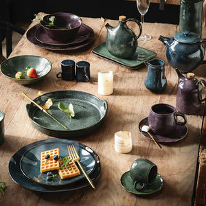 วินเทจเคลือบปฏิกิริยาสีเขียวสีฟ้าพอร์ซเลนบนโต๊ะอาหารเซรามิกชุดอาหารค่ําชุดจานชุดอาหารเย็นสําหรับร้านอาหาร - Product Image 1