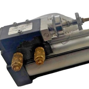 Actionneur pneumatique Forney, cylindre coulissant, alésage 1,50 pouce, course 6000 pouces - Product Image 2