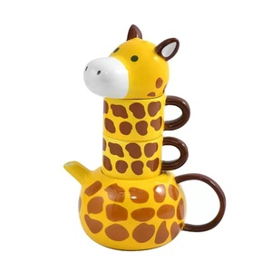 M 3D Girafe <span class=keywords><strong>Animal</strong></span> Mug Cartoon Café Lait Thé Théière En Céramique <span class=keywords><strong>Tasse</strong></span> Avec Couvercle Cuillère Ensemble Cadeau D'anniversaire Pour Amis Filles Enfants - Product Image 5