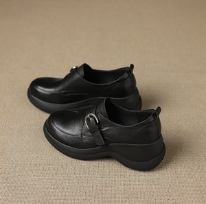 Botas Chelsea de Tobillo para Mujer, Cómodas, Antideslizantes, con Cierre, Diseño Floral, Cuero Genuino, Transpirables e Impermeables - Product Image 1