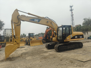 Excavadora de ruedas Caterpillar CAT320C/CL 320D/B usada original de Japón, 20 toneladas, motor de alta eficiencia de 99.9kW, cucharón de 1.15m, bomba en stock. - Product Image 4