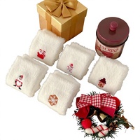 Chaussettes de Noël mignonnes à motif de dessin animé pour femmes, automne/hiver, en fourrure de vison blanche, épaisses et chaudes, paire parfaite pour les fêtes, coffret cadeau