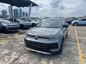 JX <span class=keywords><strong>Auto</strong></span> 2026 Volkswagen Tharu Turbo SUV Volant à Gauche Intérieur Sombre Sièges en Cuir Automatique pour le Marché Algérien Voiture Neuve - Product Image 1